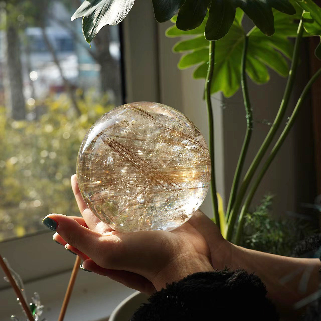 Yellow Rutilated Quartz meaning: Healing Properties,Benefits & Uses