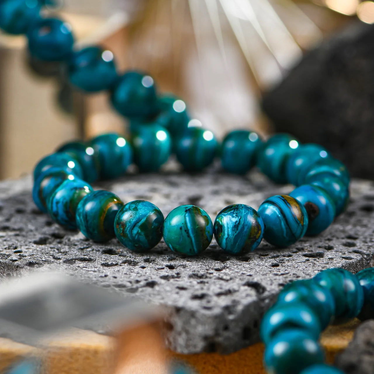 Phoenix Stone Spiritual meaning: Benefits,Healing Properties & Uses