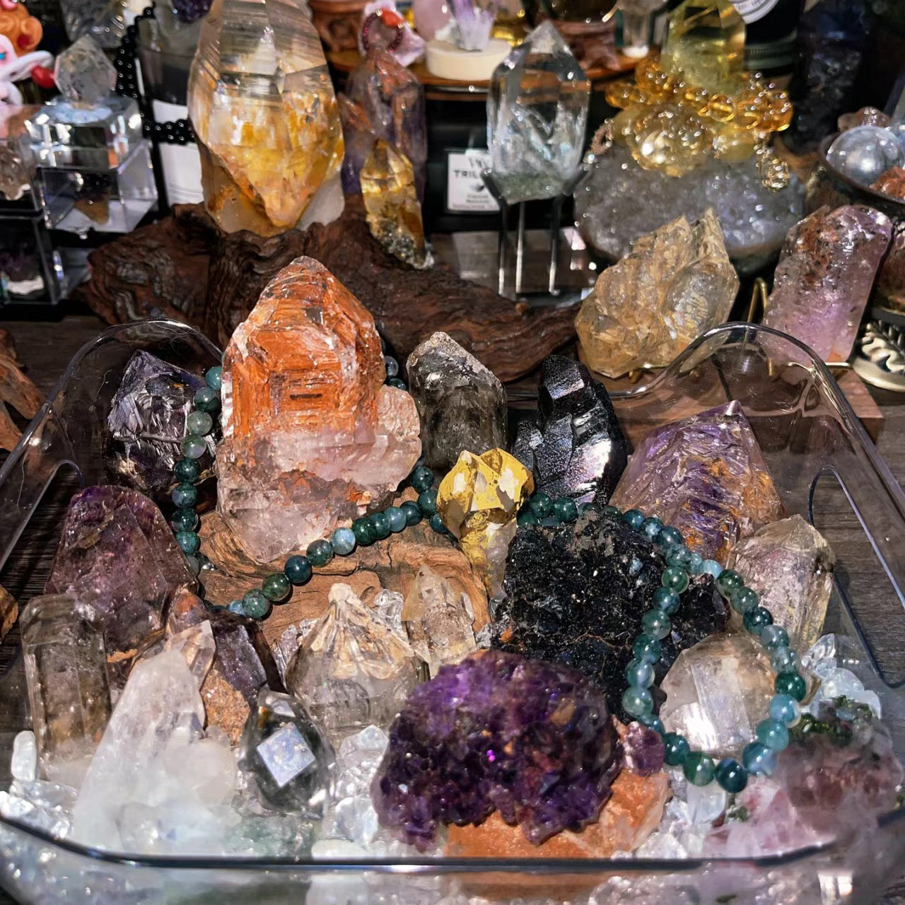 Why Crystals Enhances Positive Vibes and Banishes Negative Energy?
