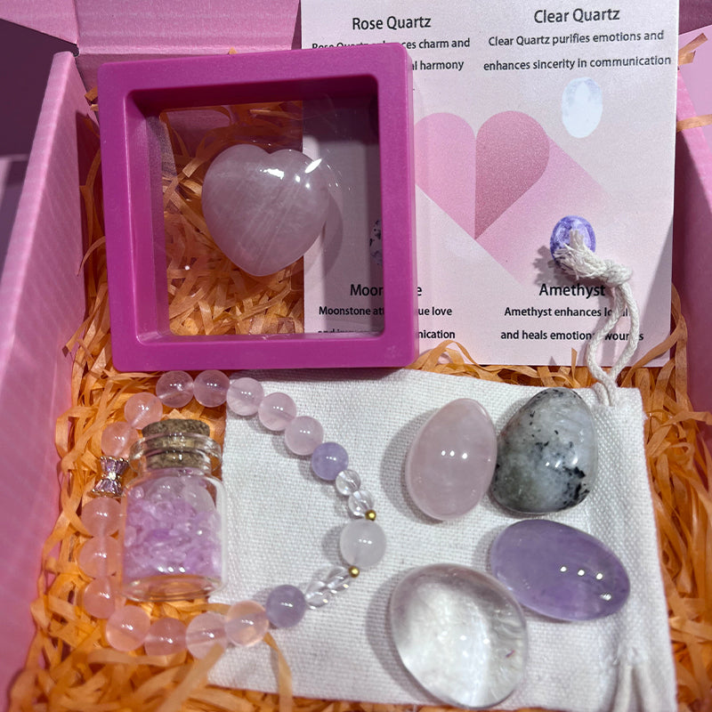 Natural crystal set: the love protection of witch magic, let love and care accompany you,pink quartz, white quartz, moonstone and amethyst