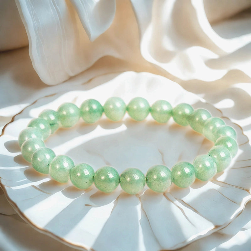 Green Aventurine bracelet with shimmering 8mm beads by Roline Crystal