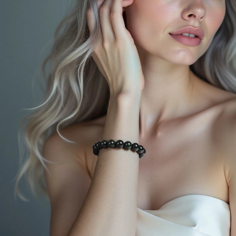 Green Sandstone bracelet with 8mm natural beads by Roline Crystal