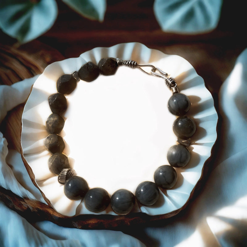 Hawk’s Eye bracelet with Labradorite stones and silver accents – brave exploration crystal jewelry by Roline Crystal