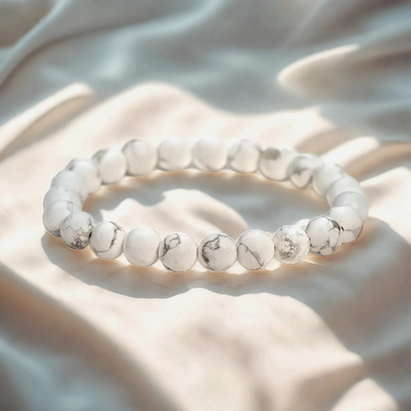 Howlite bracelet with 8mm calming matte beads by Roline Crystal