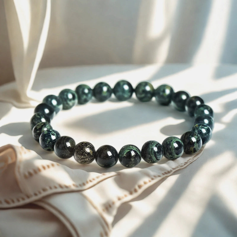 Malachite bracelet with green swirling 8mm beads by Roline Crystal