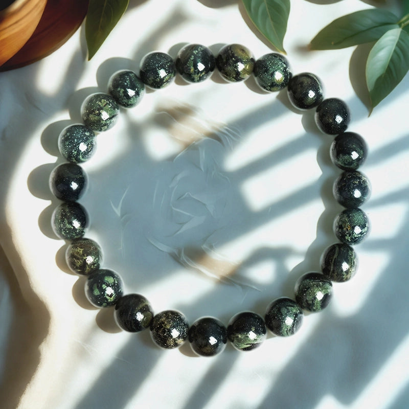 Malachite bracelet with green swirling 8mm beads by Roline Crystal