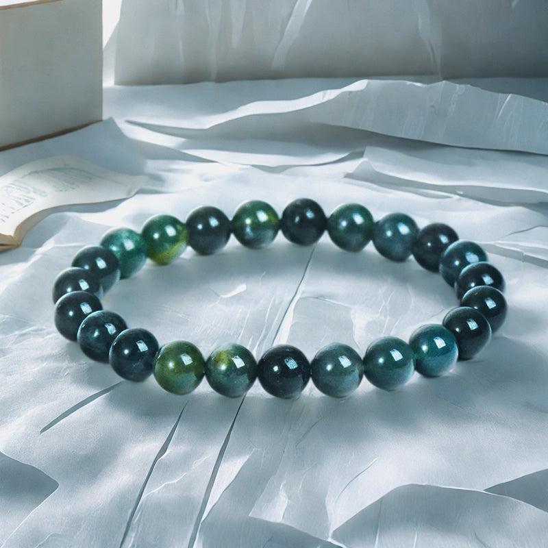 Moss Agate bracelet with green natural patterns by Roline Crystal