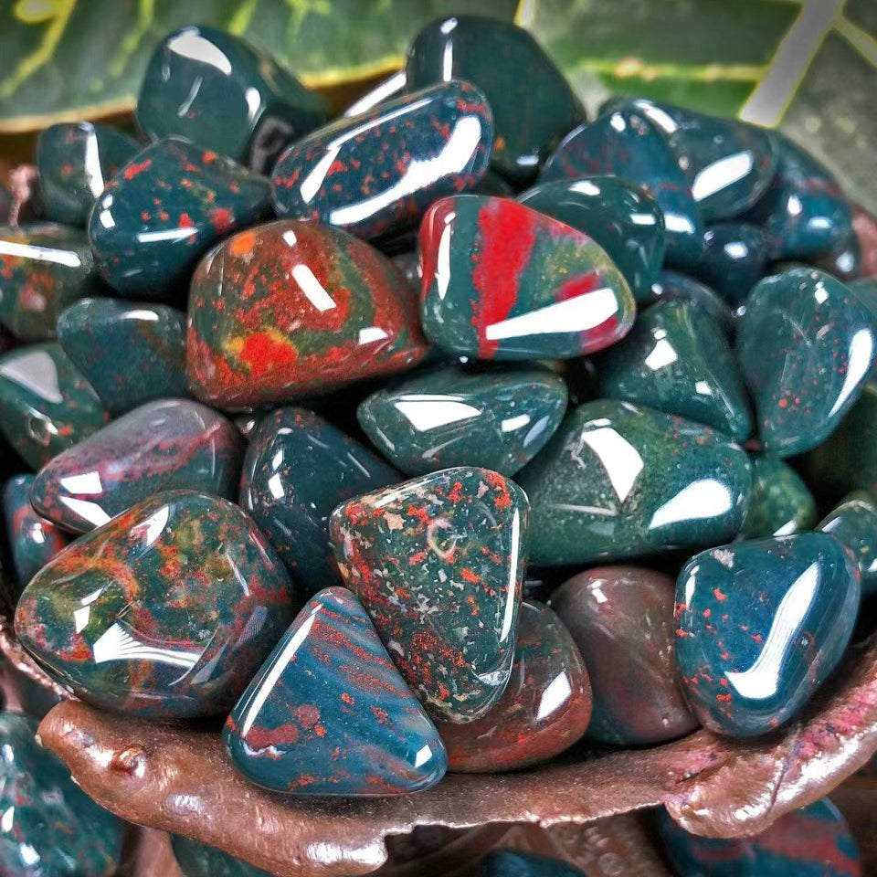 Bloodstone Spiritual meaning: Benefits,Healing Properties ＆ Uses