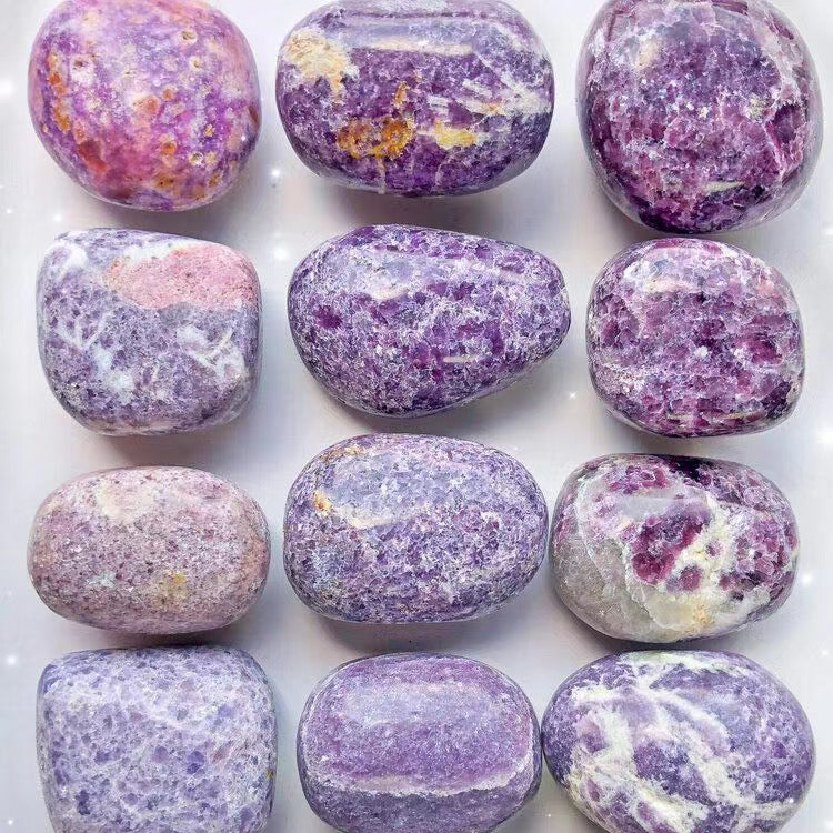 Lepidolite Spiritual meaning: Healing Properties,Benefits ＆ Uses