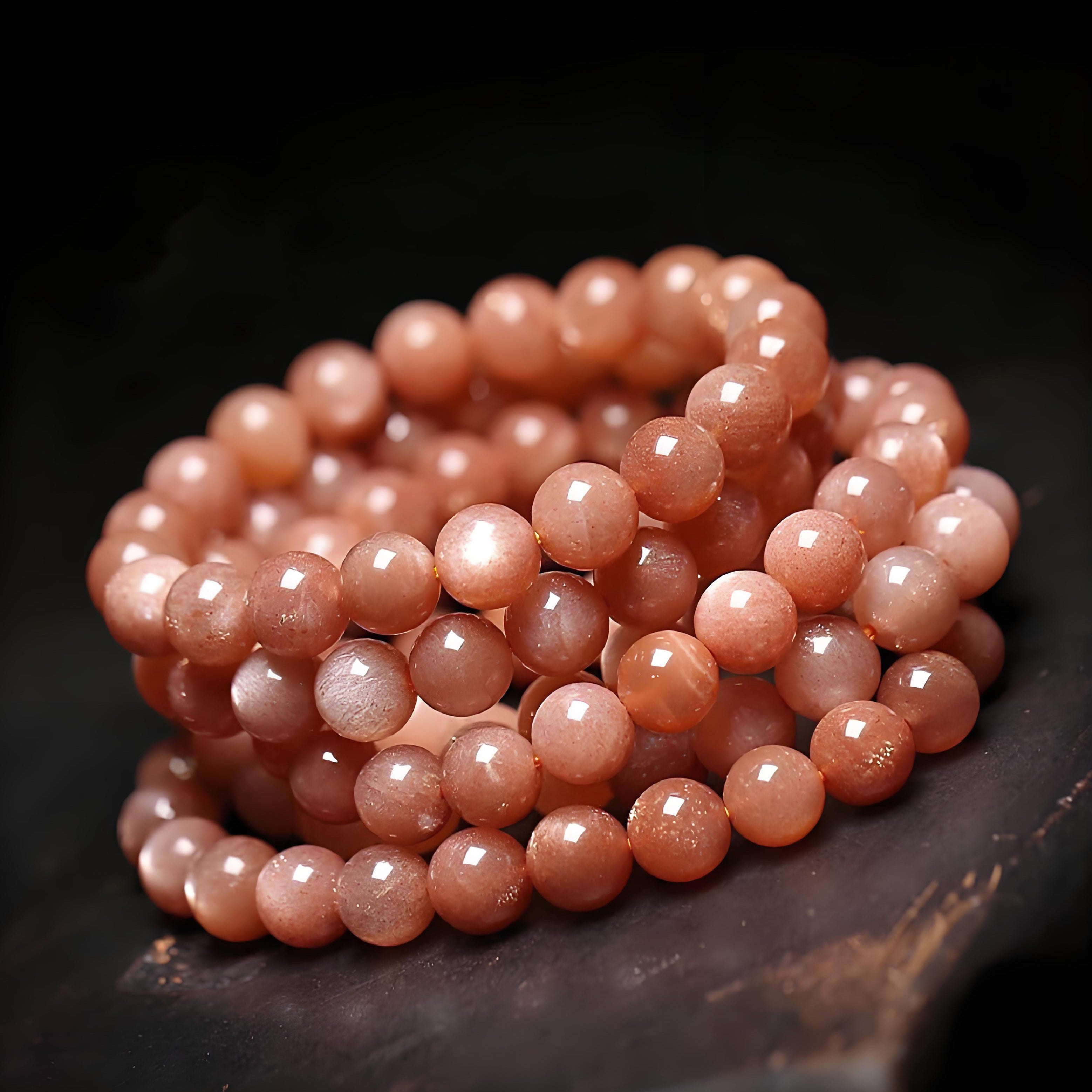 Orange moonstone meaning: Benefits, Healing Properties ＆ Uses