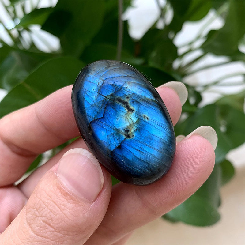 Blue Labradorite Palm Stone - Emotional Balance, Intuition Boost, Spiritual Awakening