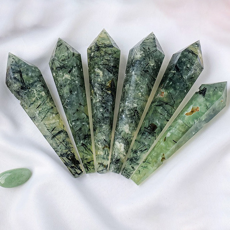 Prehnite Pendulum - Enhance Your Intuition and Spirituality