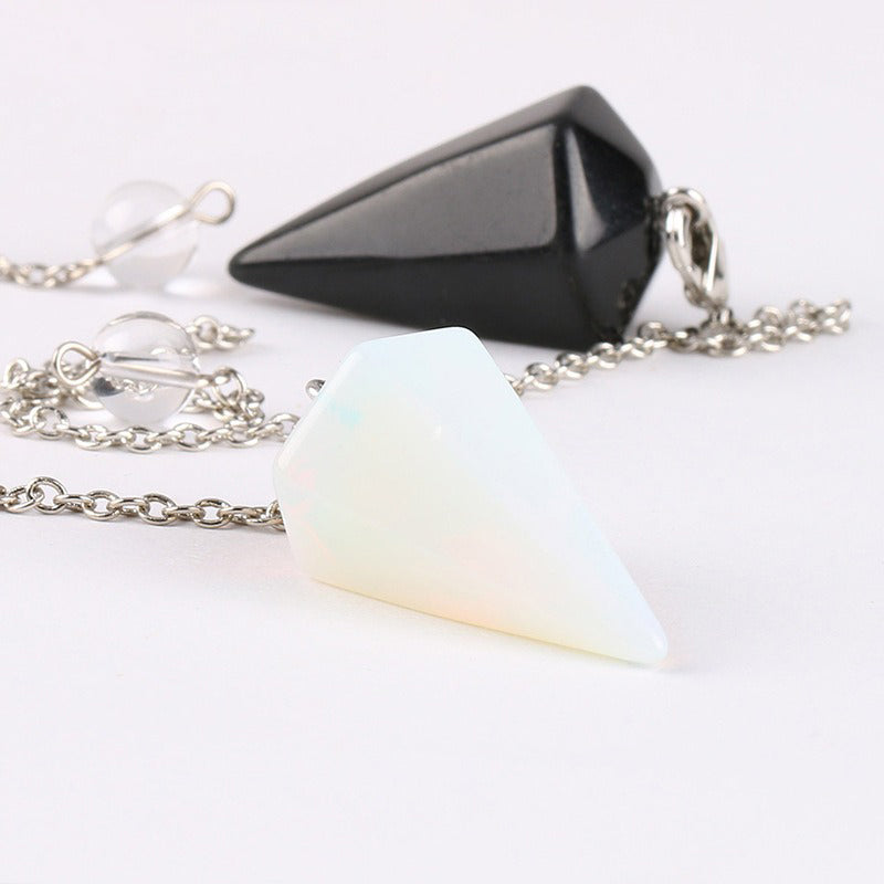 The Mysterious Witch’s Choice: Natural Crystal Pendulum, Magic Accessories